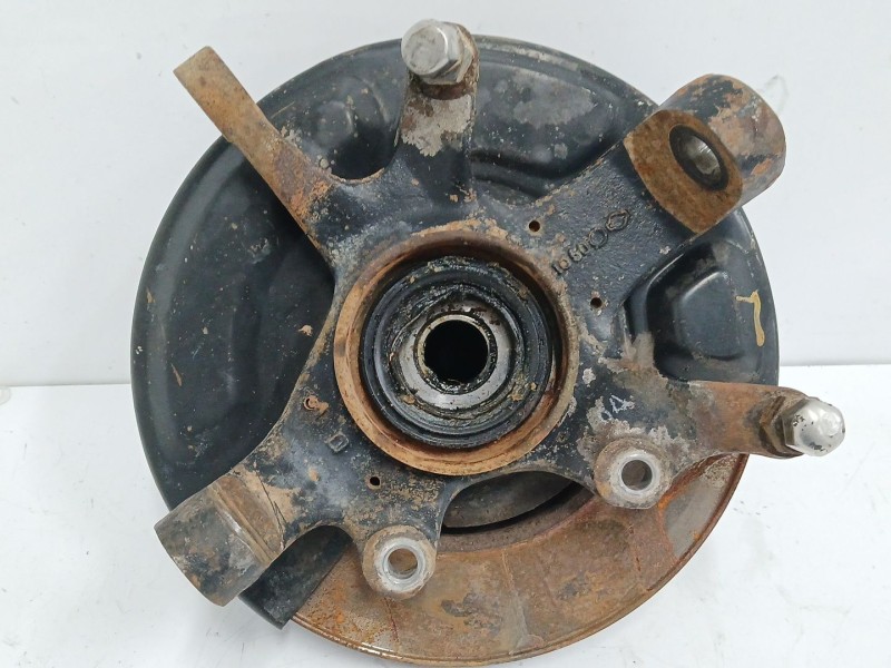 Recambio de mangueta delantera izquierda para nissan terrano/terrano.ii (r20) 2.7 turbodiesel referencia OEM IAM 400150F000  