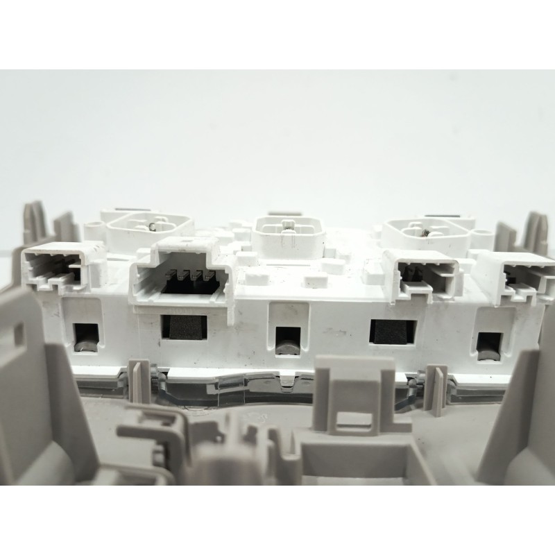 LUZ INTERIOR 9677821777