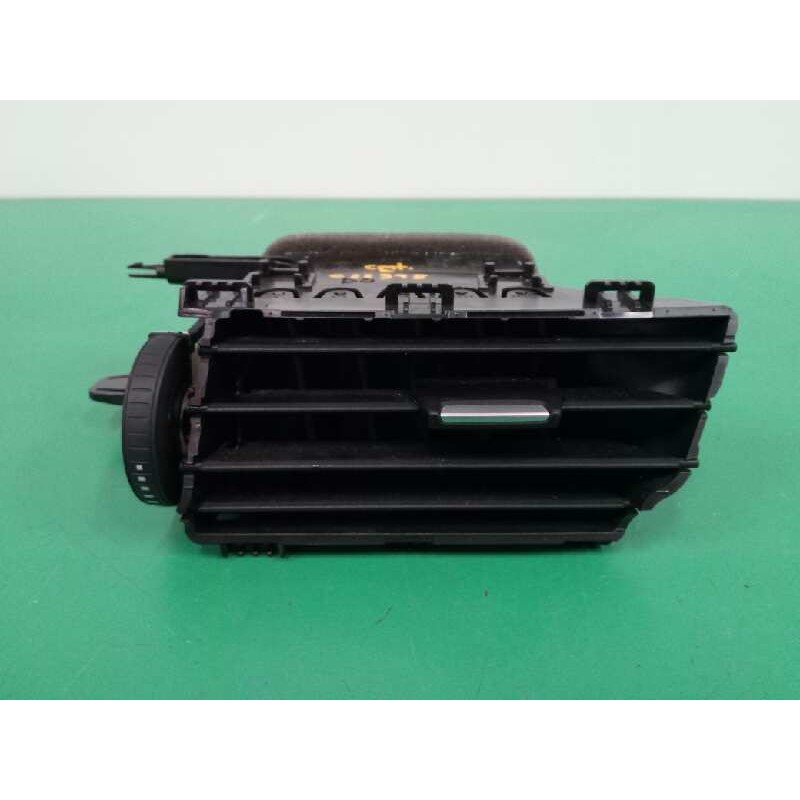 Recambio de rejilla aireadora para bmw serie x1 (f48) sdrive18d referencia OEM IAM 64229292741 CENTRAL DERECHA 