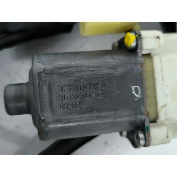 Recambio de elevalunas trasero derecho para chrysler grand voyager v (rt) 2.8 crd referencia OEM IAM 3014866K 3018076D 