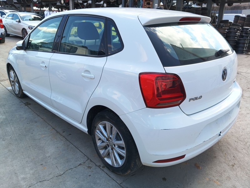 volkswagen polo v (6r1, 6c1) del año 2016