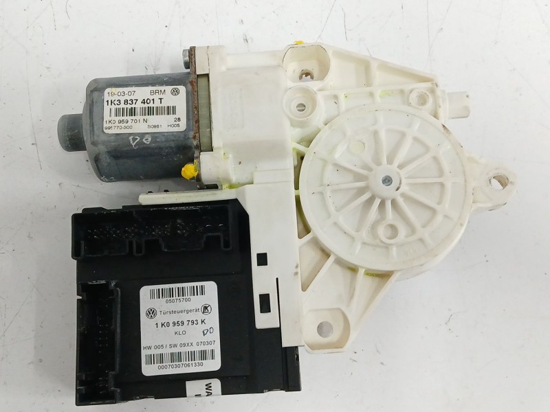 Recambio de motor elevalunas delantero izquierdo para volkswagen golf v (1k1) 1.6 fsi referencia OEM IAM 1K3837401T  1K0959793K