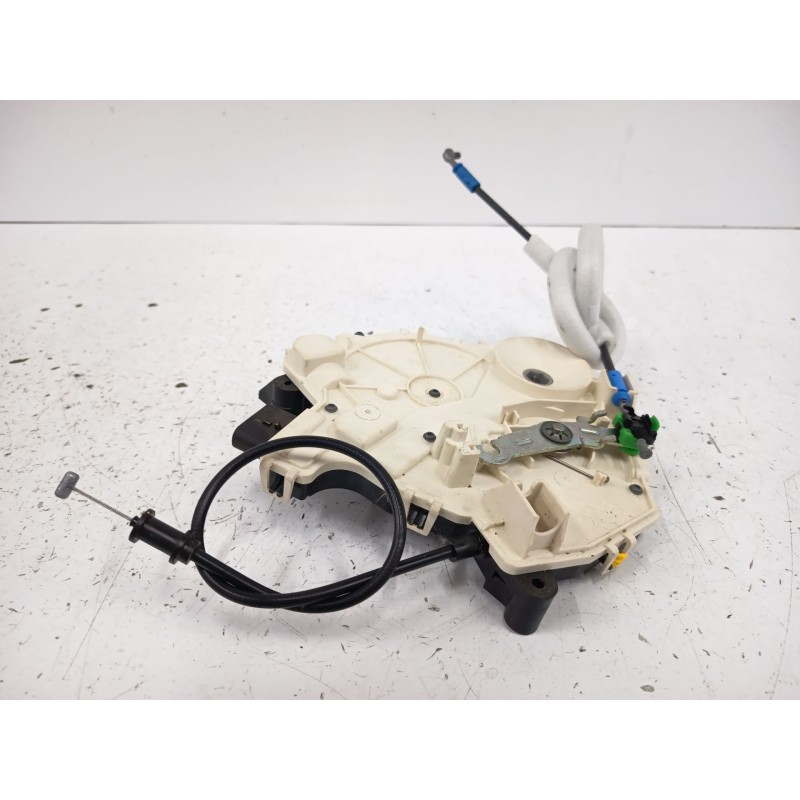 CERRADURA MALETERO / PORTON