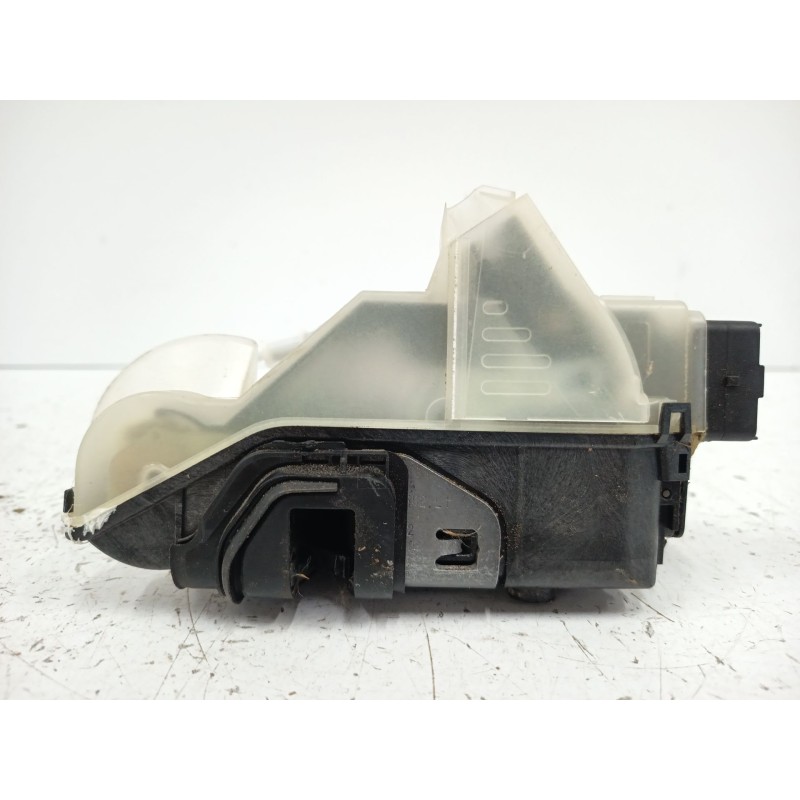 CERRADURA PUERTA DELANTERA IZQUIERDA 084139