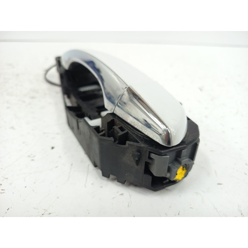 MANETA EXTERIOR DELANTERA DERECHA