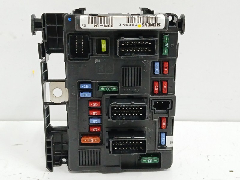 Recambio de caja reles / fusibles para citroën c3 pluriel (hb_) 1.4 hdi referencia OEM IAM 9643498780  T118470004