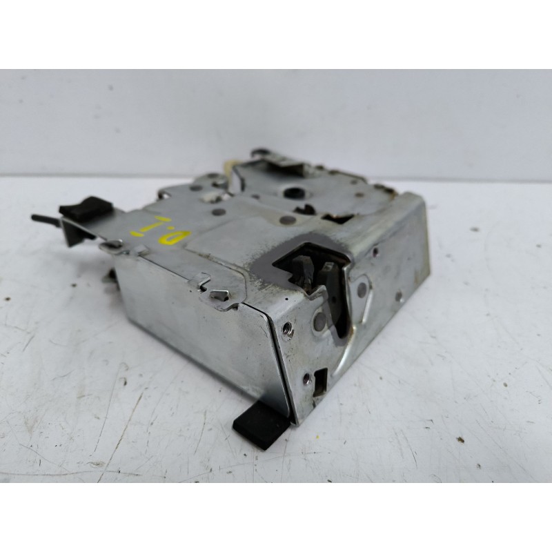 CERRADURA PUERTA LATERAL IZQUIERDA