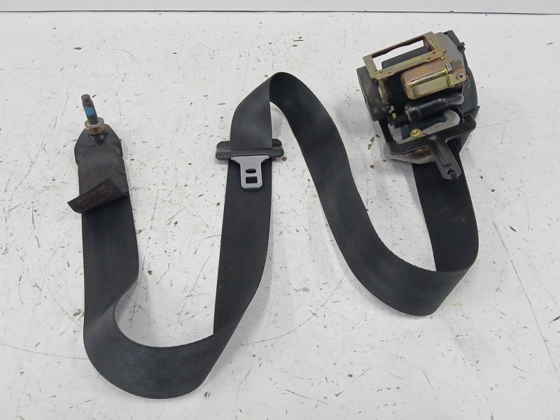 Recambio de cinturon seguridad delantero derecho para nissan primera hatchback (p12) 1.6 referencia OEM IAM 86884AV710  