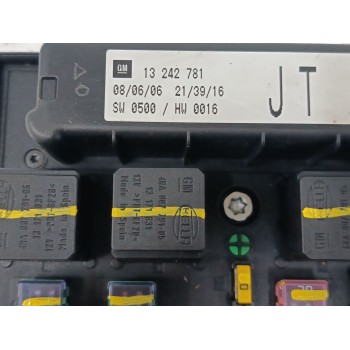 Recambio de caja reles / fusibles para opel zafira / zafira family b (a05) 1.9 cdti (m75) referencia OEM IAM 13242781 5DK009464 