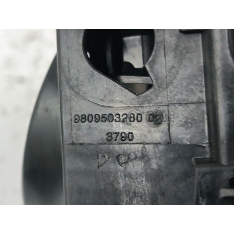 TAPA EXTERIOR COMBUSTIBLE