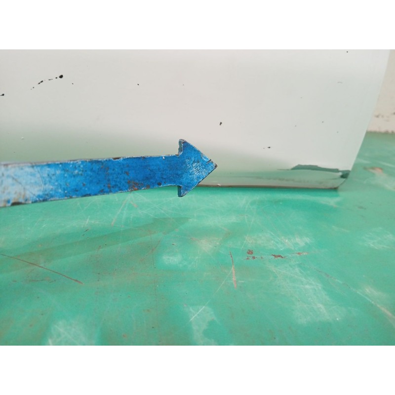 PUERTA LATERAL CORREDERA DERECHA