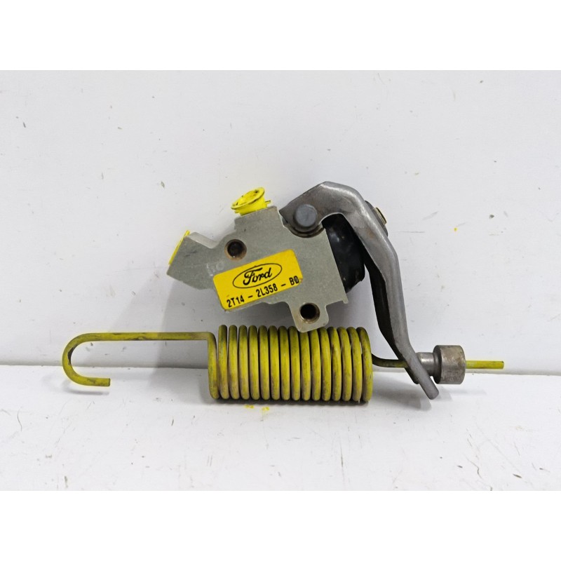 Recambio de repartidor de freno para ford transit connect (p65_, p70_, p80_) 1.8 tdci referencia OEM IAM 2T142L358BB  