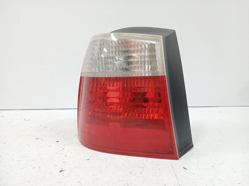 Recambio de piloto trasero izquierdo para bmw 5 touring (e61) 520 d referencia OEM IAM 63216925891  