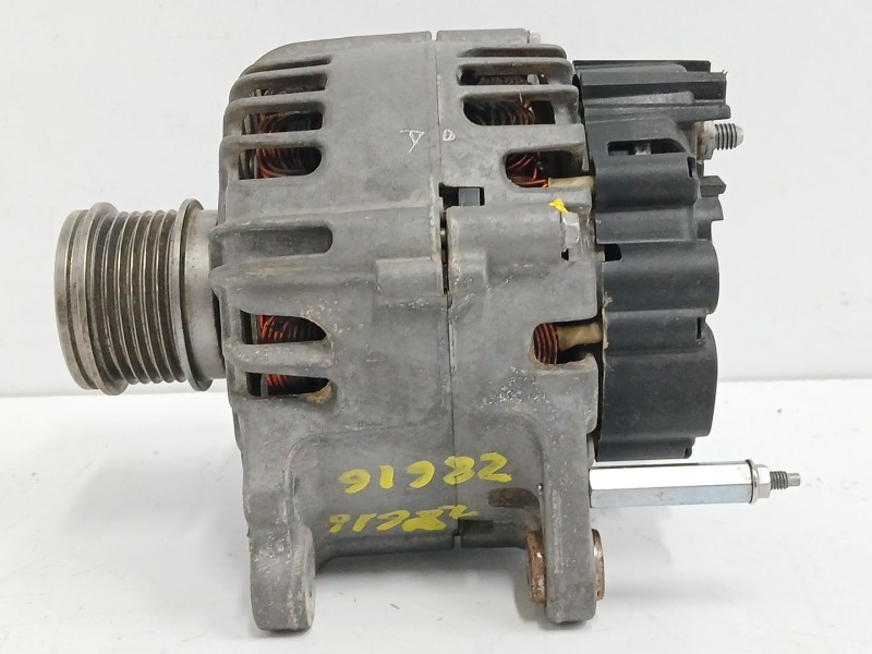 Recambio de alternador para seat ibiza v (kj1, kjg) 1.6 tdi referencia OEM IAM 04L903021C  2716064D