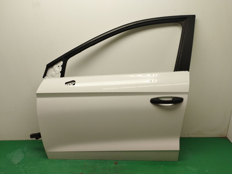 Recambio de puerta delantera izquierda para seat ibiza v (kj1, kjg) 1.6 tdi referencia OEM IAM 6F0831051  