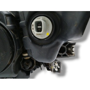Recambio de faro derecho para toyota auris (_e18_) 1.2 (nre185_) referencia OEM IAM 8111002K30  90070909