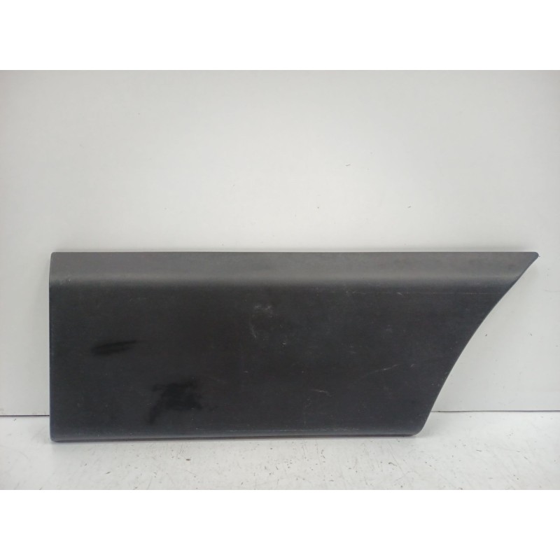 MOLDURA TRASERA IZQIERDA