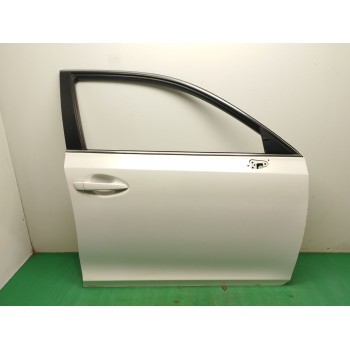 PUERTA DELANTERA DERECHA 6700176030