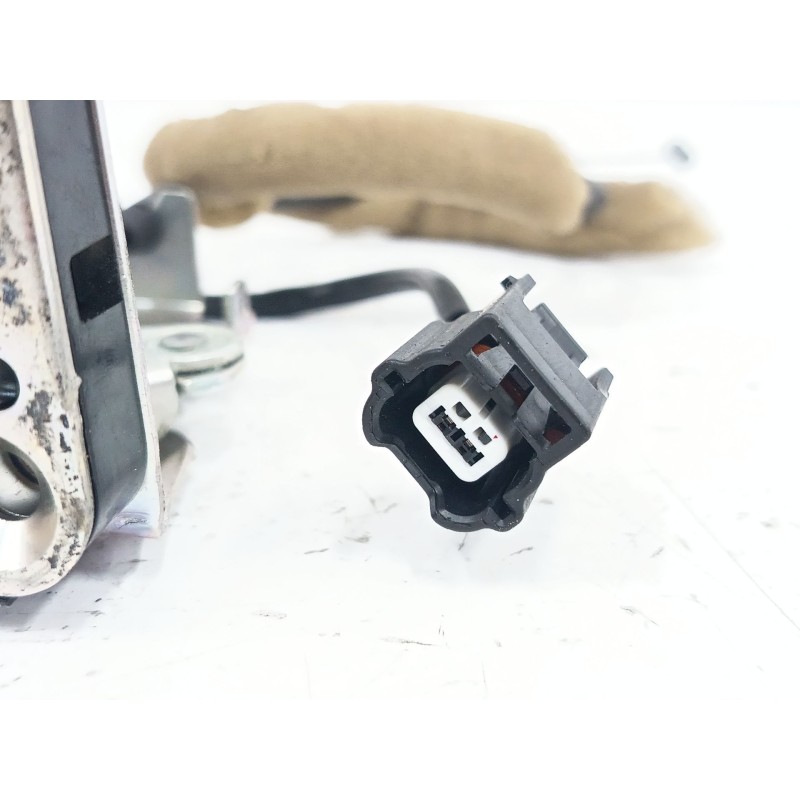 CERRADURA MALETERO / PORTON