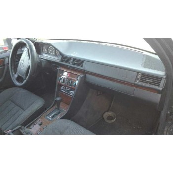 mercedes-benz clase e (w124) berlina del año 1994