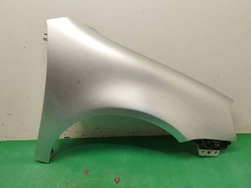 Recambio de aleta delantera derecha para volkswagen golf v (1k1) 1.6 fsi referencia OEM IAM 1K6821022A  