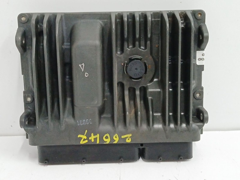 Recambio de centralita motor uce para toyota auris (_e18_) 1.2 (nre185_) referencia OEM IAM 896610ZU90  MB2762000691