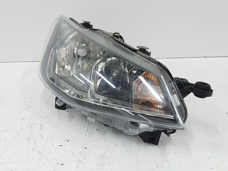 Recambio de faro derecho para seat ibiza v (kj1, kjg) 1.6 tdi referencia OEM IAM 6F1941006A  
