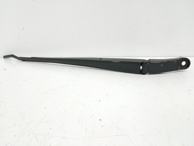 Recambio de brazo limpia delantero izquierdo para toyota auris (_e18_) 1.2 (nre185_) referencia OEM IAM 8522102310  