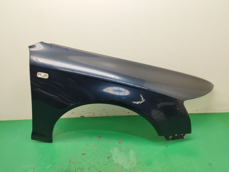 Recambio de aleta delantera derecha para audi a6 c6 (4f2) 3.0 tdi quattro referencia OEM IAM 4F0821103H  
