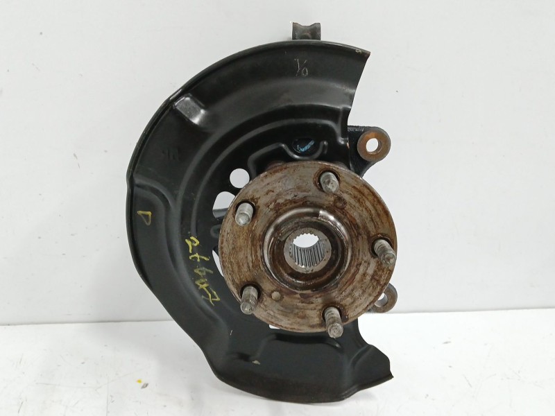 Recambio de mangueta delantera derecha para toyota auris (_e18_) 1.2 (nre185_) referencia OEM IAM 4321105090  