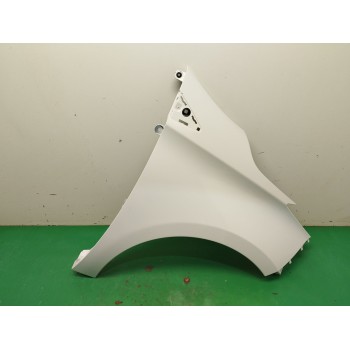ALETA DELANTERA DERECHA 631009208R