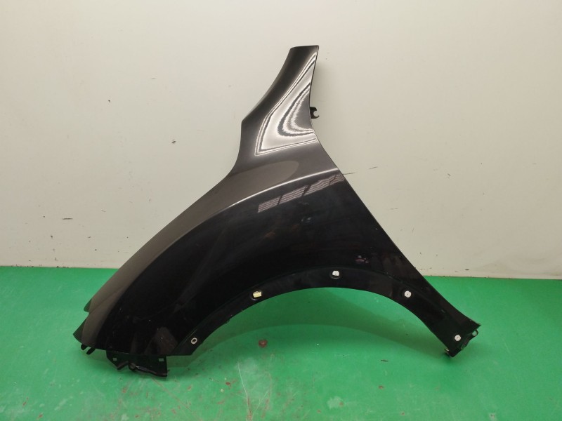 Recambio de aleta delantera izquierda para nissan juke (f15) 1.5 dci referencia OEM IAM F3101BV8MA  