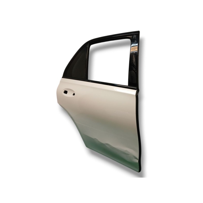 PUERTA TRASERA DERECHA A1677301807