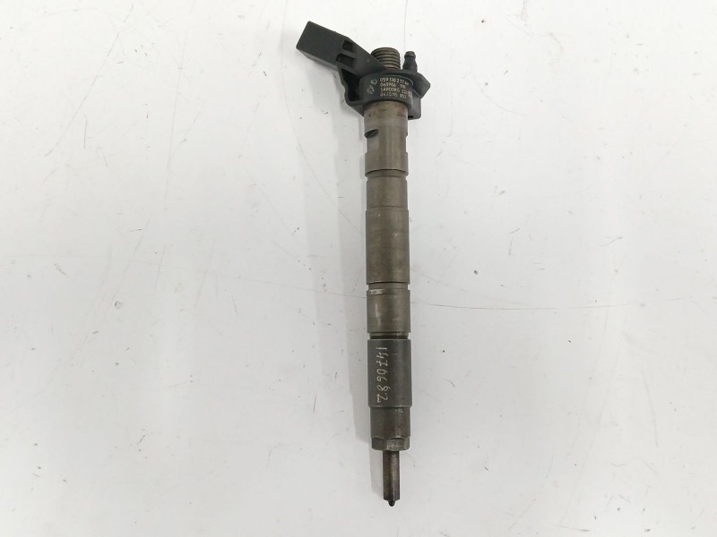 Recambio de inyector para audi a6 c6 (4f2) 3.0 tdi quattro referencia OEM IAM 059130277AH  