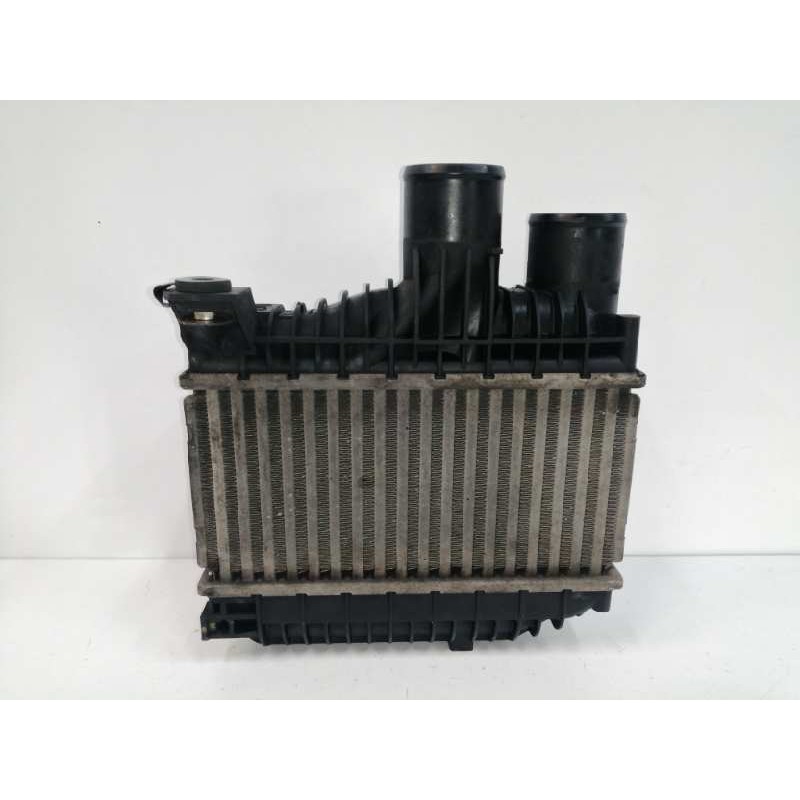 Recambio de intercooler para toyota avensis berlina (t25) 2.0 turbodiesel cat referencia OEM IAM 873067D  