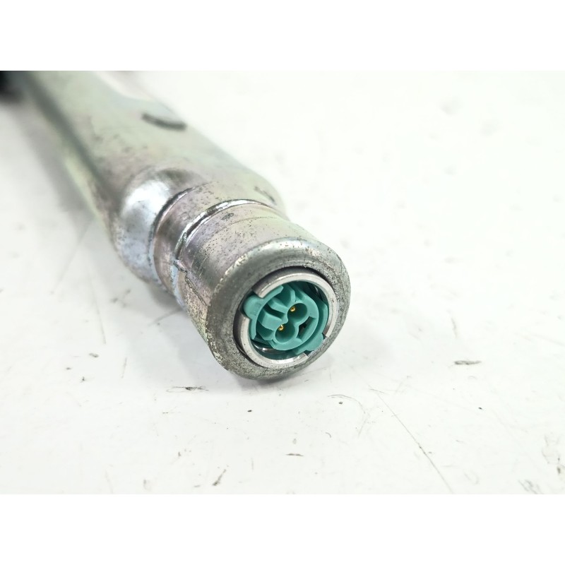 PRETENSOR AIRBAG IZQUIERDO