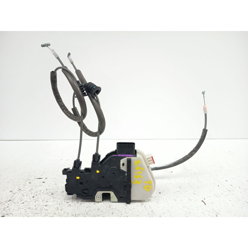 CERRADURA PUERTA TRASERA DERECHA