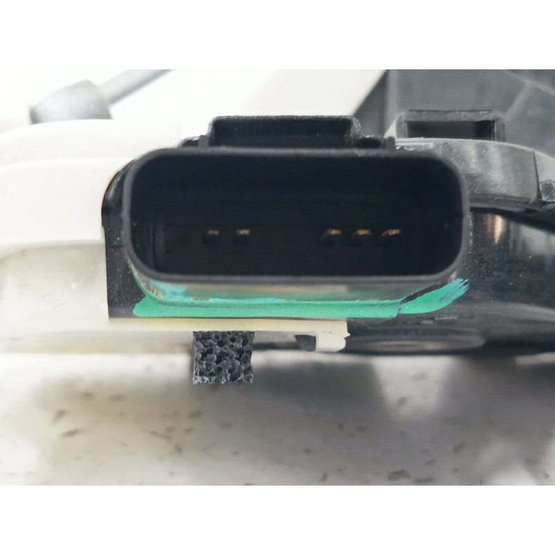 CERRADURA PUERTA TRASERA IZQUIERDA