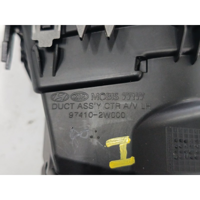 REJILLA AIREADORA CENTRAL IZQUIERDO