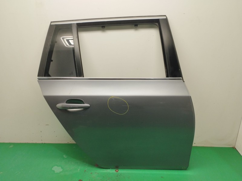 Recambio de puerta trasera derecha para bmw 5 touring (e61) 520 d referencia OEM IAM 41525A2A368  