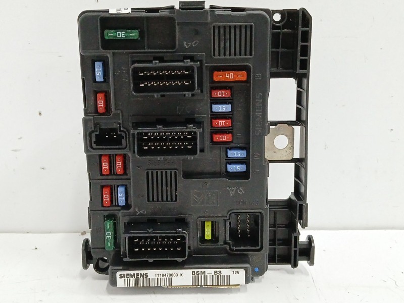 Recambio de caja reles / fusibles para citroën xsara picasso (n68) 1.6 referencia OEM IAM 965061848000  T118470003