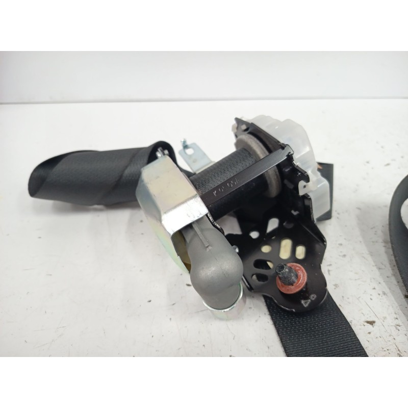CINTURON SEGURIDAD DELANTERO IZQUIERDO 888102W260 888202W260