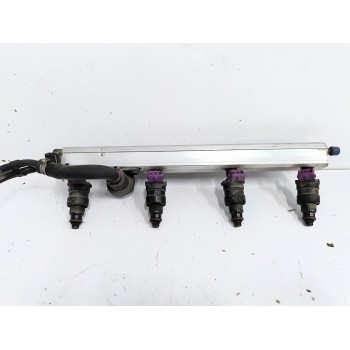 Recambio de rampa inyectora para volvo v40 station wagon (645) 2.0 referencia OEM IAM 9146264  