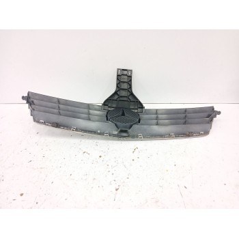 Recambio de rejilla delantera para mercedes-benz clase c coupé (cl203) c 220 cdi (203.708) referencia OEM IAM A2038800383 A20388