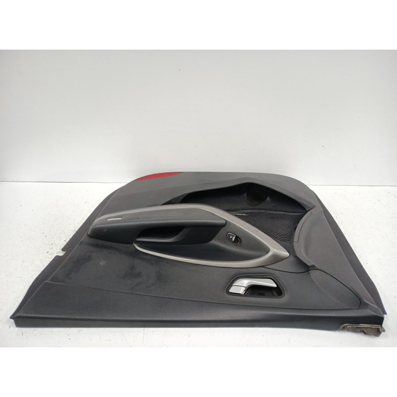 GUARNECIDO PUERTA DELANTERA DERECHA