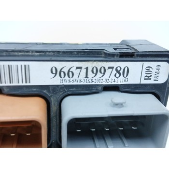 Recambio de caja reles / fusibles para peugeot 207/207+ (wa_, wc_) 1.4 hdi referencia OEM IAM 9667199780  