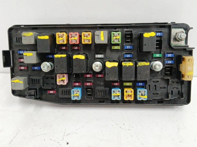 Recambio de caja reles / fusibles para opel antara a (l07) 2.2 cdti referencia OEM IAM 95202894  