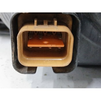 Recambio de faro derecho para hyundai getz (tb) 1.5 crdi gls referencia OEM IAM 921021C500  