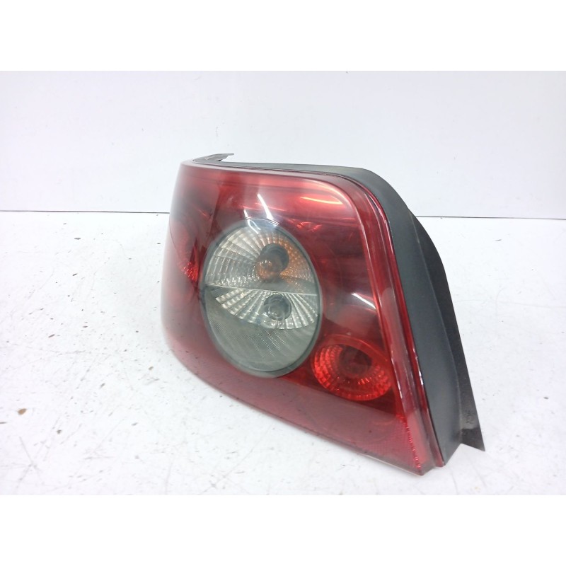 Recambio de piloto trasero izquierdo para renault megane ii coupé-cabriolet (em0/1_) 1.5 dci (em1e) referencia OEM IAM 820014268