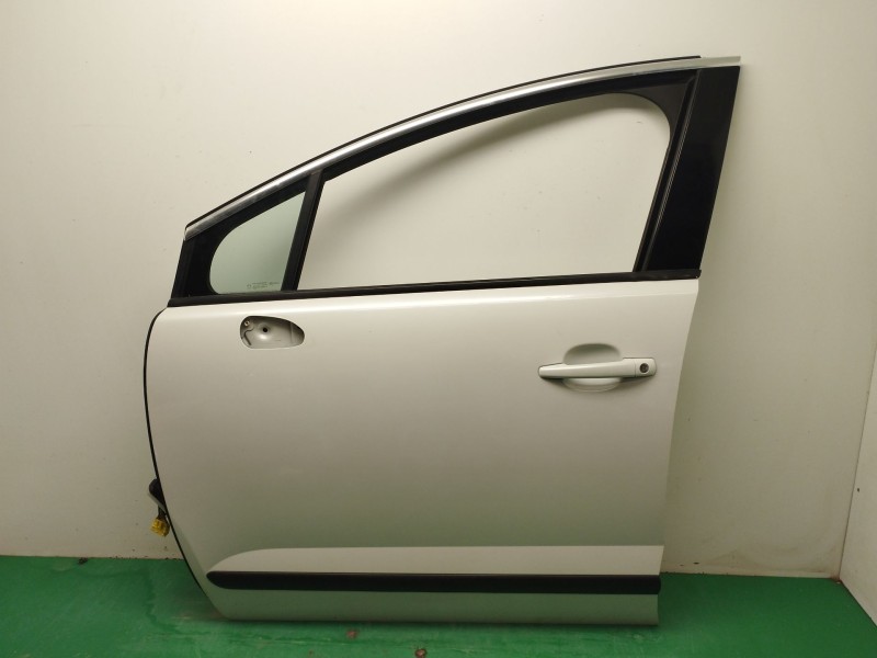 Recambio de puerta delantera izquierda para peugeot 3008 i monospace (0u_) 1.6 thp referencia OEM IAM 9002AR  